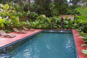 Spacious 3BR Wooden Home Family Retreat with Pool